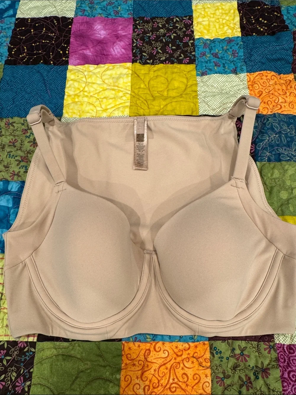 SKIMS Dusty Pink Seamless T-Shirt Bra - Picture 2 of 9